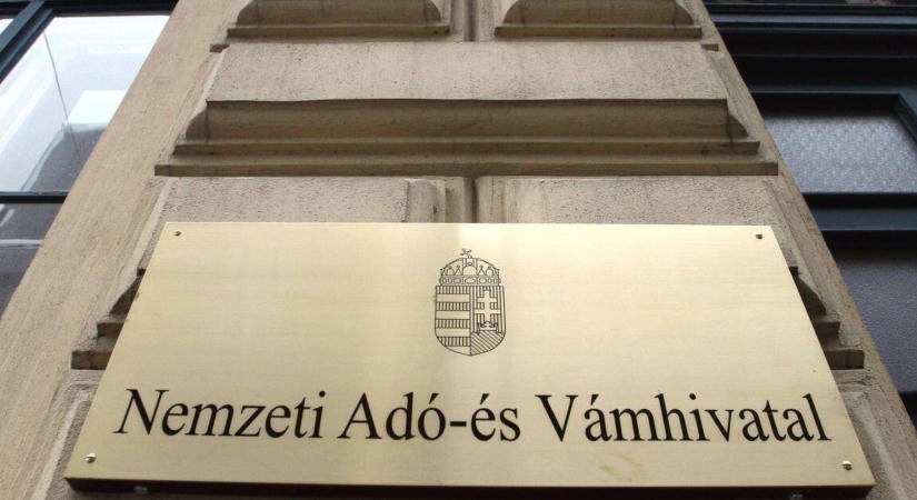 Most dől el majd 1,8 millió adózó sorsa
