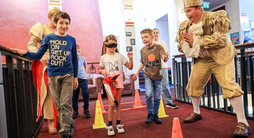 Vaskakas piknik: színészekkel találkozhattak a kis rajongók - fotók
