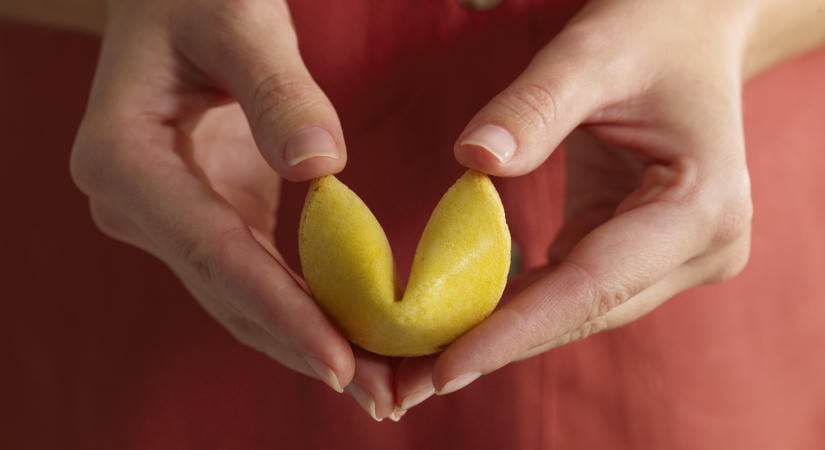 Az biztos, hogy nem a kínaiak találták fel a szerencsesütit – de akkor kik?