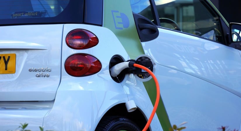 Romániában már olcsóbb az elektromos autók használata, mint a benzines modelleké
