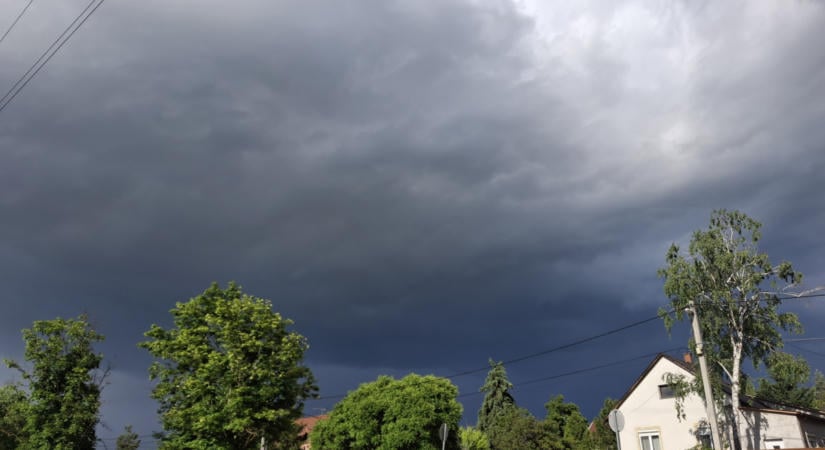 Esőt, záport, zivatart hozhat egy hidegfront a jövő héten