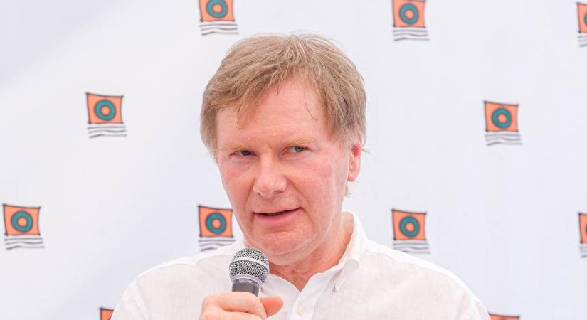 Fodor Gábor: Sulyok Tamásnak nem szabadna aláírnia az Alaptörvény-módosítást