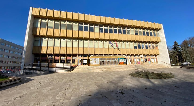 Cikkünk nyomán vizsgálatot kezdeményezett Rápli Róbert a szombathelyi MMIK-nál