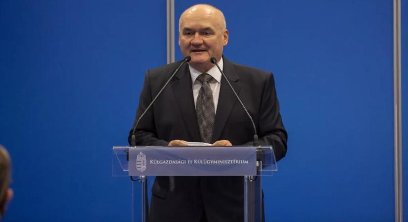 Hende Csaba sem maradhat alkotmánybíró: egy régi szabály miatt ő is távozik