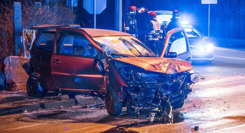 Összeütközött két autó Nadapon – forgalomkorlátozásra kell számítani