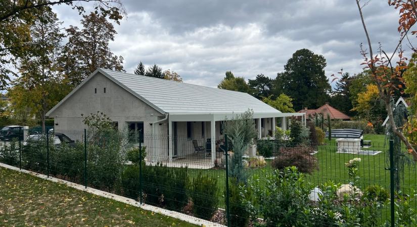 Hadat üzent az építőipari csalóknak egy győri cég