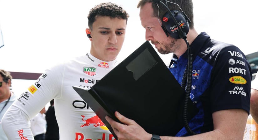 A Red Bull nem sietteti Hadjar visszatérését