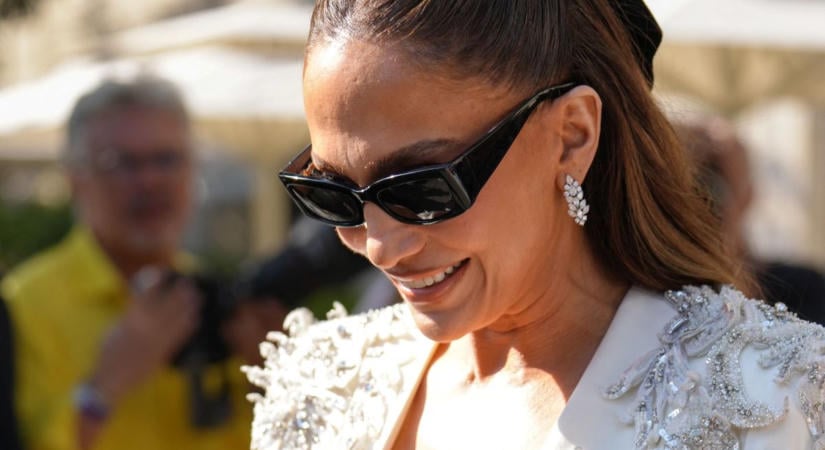 Jennifer Lopez bűnöző hasonmásán röhög a fél világ  Íme, a megdöbbentő körözési fotó: VIDEÓ