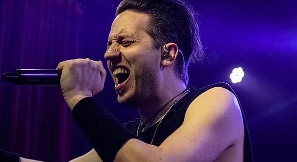 Milo Silvestro tudatosan idézte meg Burton C. Bell hangját a Fear Factory új dalában