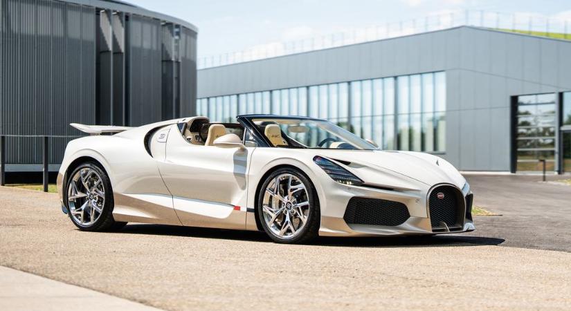 Legördült a szalagról az utolsó W16-os Bugatti