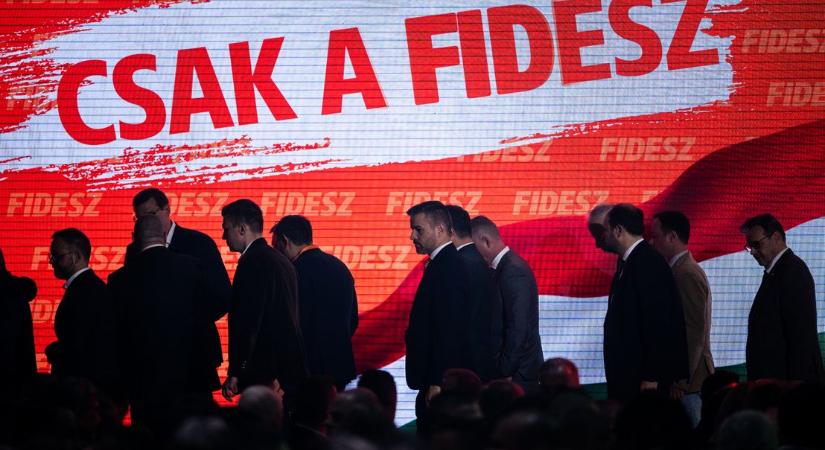 A közvélemény-kutatások szerint a Fidesz mélyrepülését láthatjuk