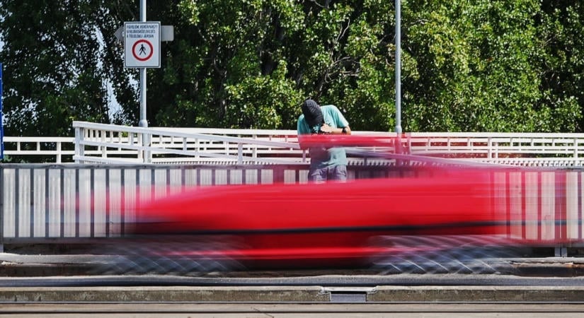 Villant a traffipax, mikor 70 helyett 134-gyel száguldott egy autós az Árpád hídon