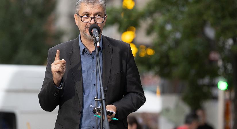 Énekes végzettséggel lett konzul Völner Pál lánya – Hadházy szerint