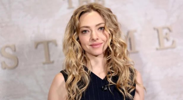 Amanda Seyfried szakított a férjével, Thomas Sadoskival