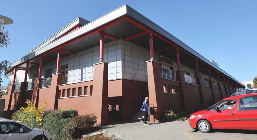 Bezárhat a kazincbarcikai piac - megkapták a felmondást az árusok