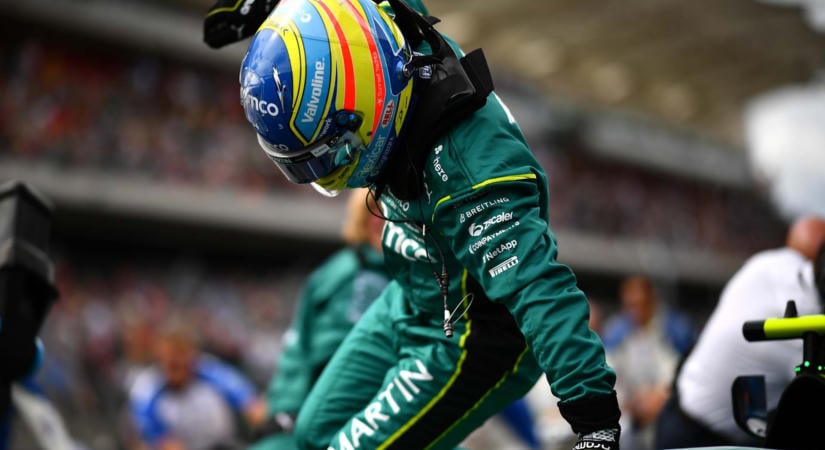 Alonso autójának fél padlólemeze odalett az austini ütközésben