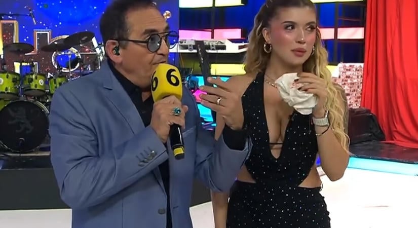 Belerúgott egy drónt egy modell arcába egy mexikói varietéműsor vezetője, aztán mintha mi sem történt volna - videó