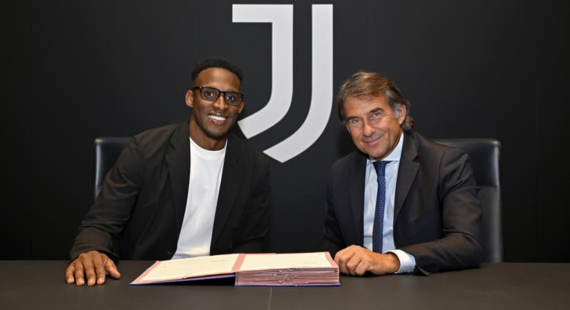 A Bolognától igazolt középhátvédet a Juventus!