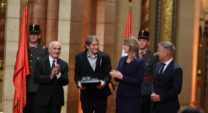 Állami kitüntetéseket adtak át