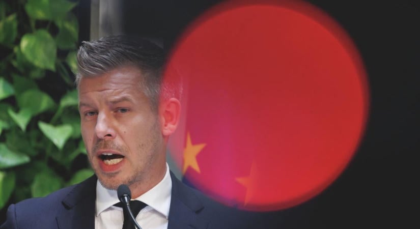 Erdőbényéről jelentkezett be Magyar Péter, egy fotót is megosztott