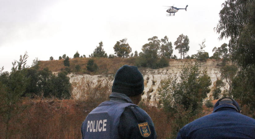 Helikopter, AI és kamerák: így üldözik az autótolvajokat