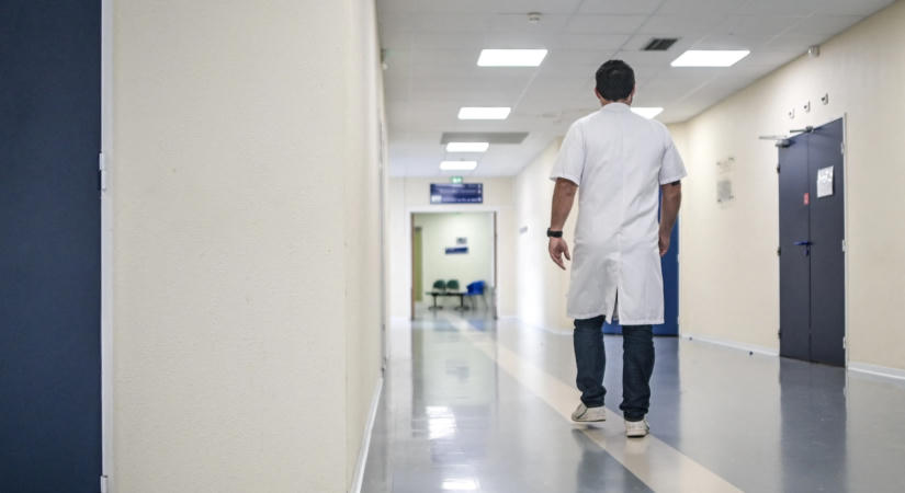 Csavarhúzóval szúrták fejbe a bristoli férfit