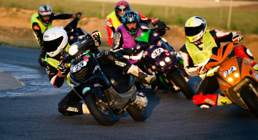 Huszonegy ország csaknem 70 motorosa áll rajthoz Visontán