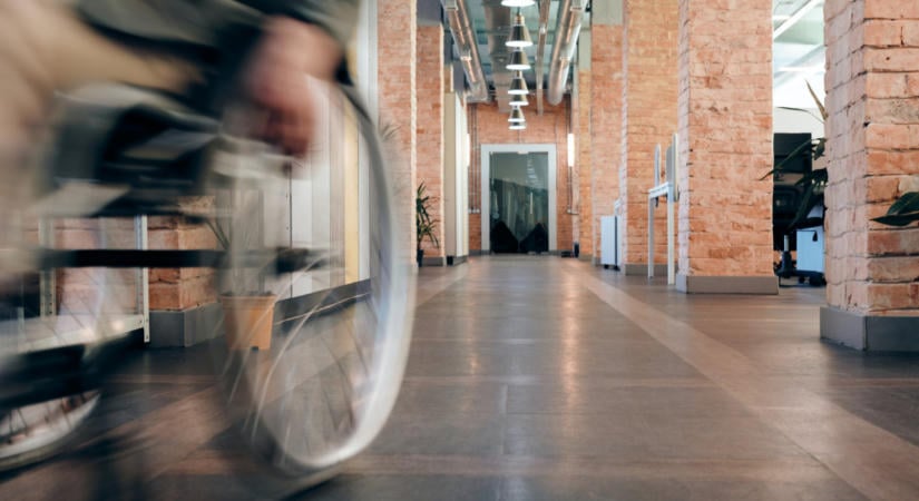 A fogyatékossággal élők megsegítésére 9,3 milliárd forintos program indul