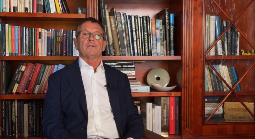 Megszólalt rendőrségi kihallgatása után Matolcsy György: tagadja a vádakat, "ez egy hamis mese"
