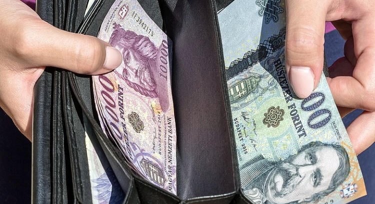 Kijöttek a legfrissebb fizetési adatok: kiderült, mekkora hitelre elég a béred
