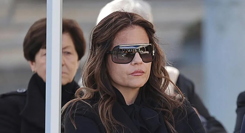 Failoni Donatella temetésén lánya, Alexandra és unokája, Axelo egymást támogatták – Galéria