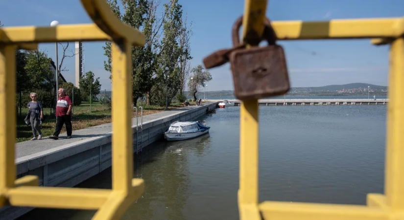 Egy normál hétvégén 180 hamburgert adtam el, most hármat