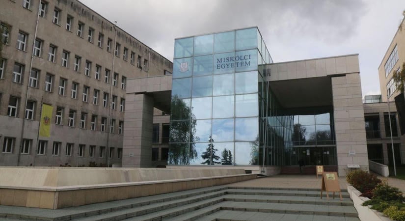 Hiánypótló: ingyenes tanfolyamok indulnak a Miskolci Egyetemen, mutatjuk, mikre jelentkezhetsz