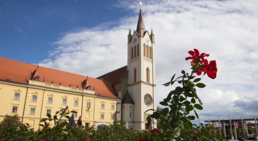 Szeptember 19–20-án különleges történetek nyomába eredhetünk a Balaton körül