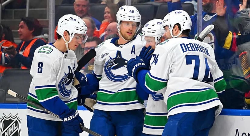NHL: az utolsó harmadban leadta a háromgólos előnyt, mégis megnyerte a kanadai rangadót a Vancouver