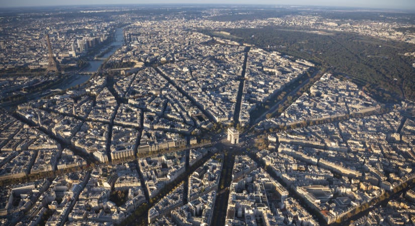 Ez már tényleg történelmi: Napóleon óta nem néztek ki ilyen rosszul a francia kötvények, mint most