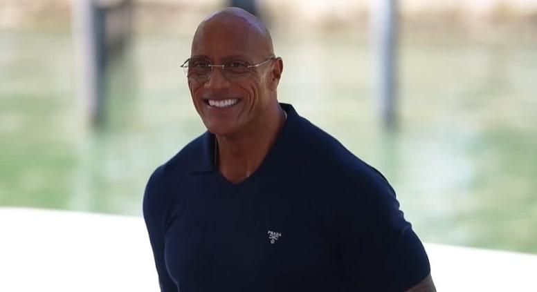 Dwayne Johnson a demenciával is próbát tesz