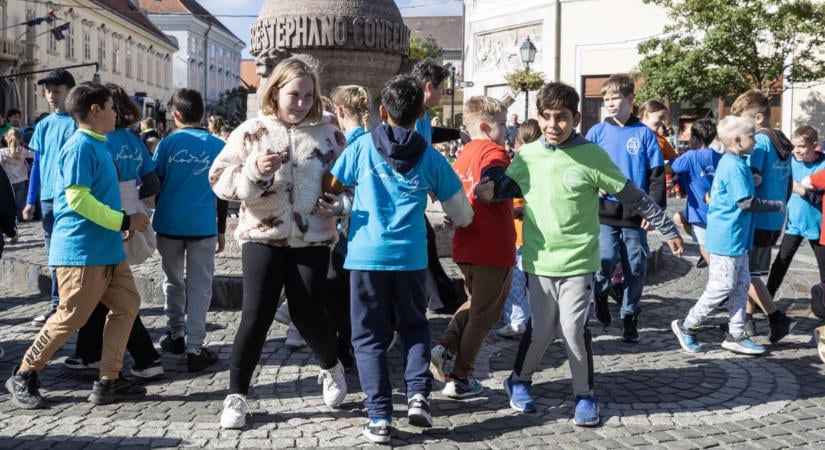 Táncra perdült az egész Belváros