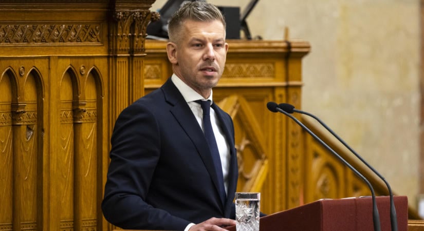 Magyar Péter: Csak az isteni gondviselés és a magyar emberek bátorsága mentette meg az országot a teljes kifosztástól