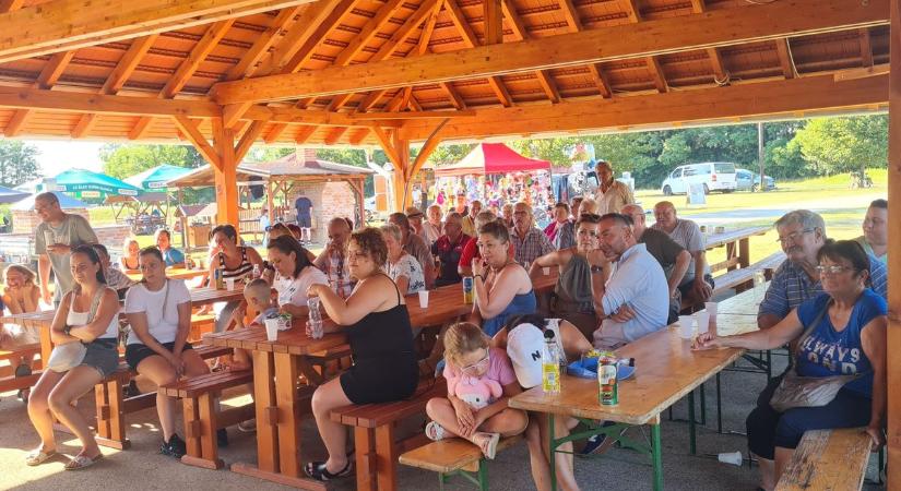 Megható találkozások és jó hangulat jellemezte az első elszármazottak találkozóját a zalai faluban
