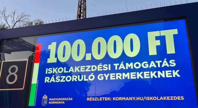 Újabb tiszás hazugság: már vissza is tértek a kék kormányzati plakátok