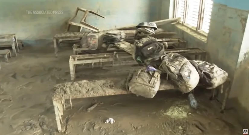 Az ebédszünet mentette meg az iskolásokat a pusztító nepáli villámárvíztől – videó