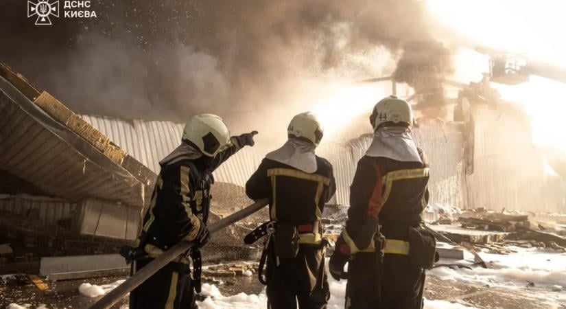 Civil áldozatok és jelentős károk a kijevi rakétatámadás után