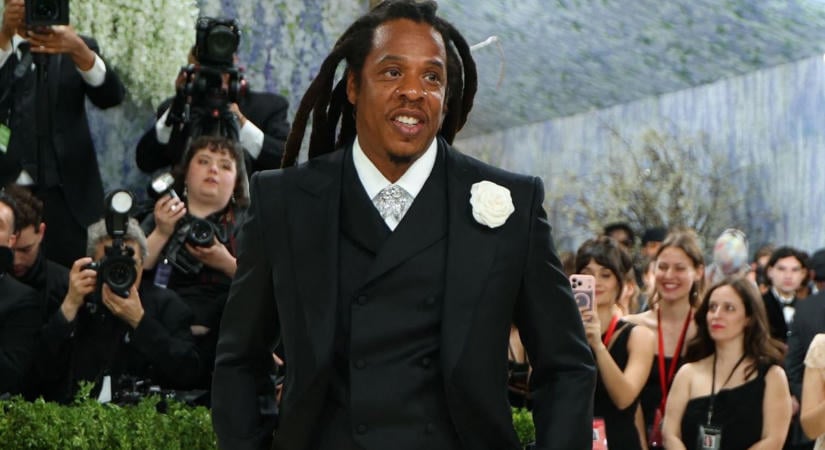 Jay-Z nem bízta a véletlenre: saját magát választotta a Super Bowl sztárfellépőjének