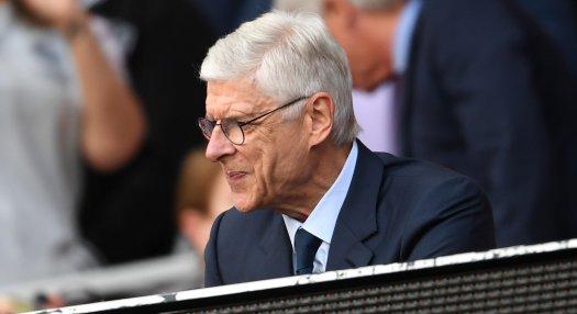Wenger álomcsapata csak az aláírásokon múlott