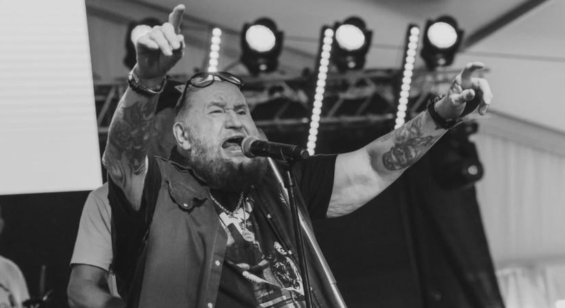 Komárom-Esztergomban is rengetegen imádták: elhunyt a legendás blues ikon, Deák Bill Gyula