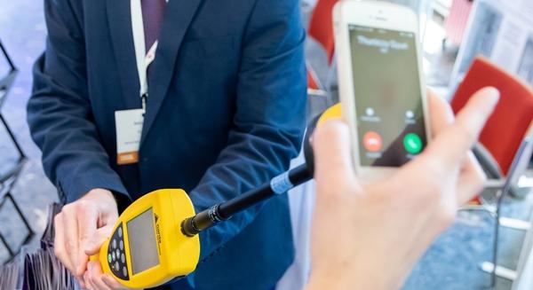 Vizsgálják az 5G-hálózatok elektromágneses sugárzását