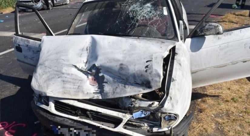 Két autó csapódott egymásnak az M6-oson – ha Budapest felé tartasz, erről jobb, ha tudsz