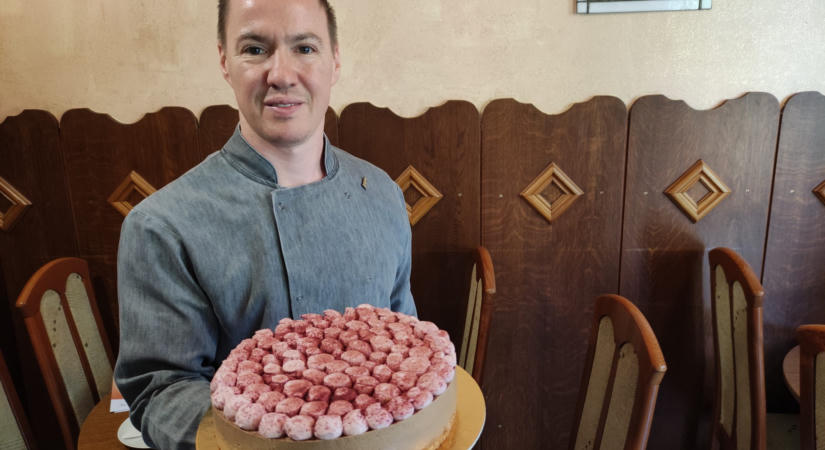 A gyerekzsűri díját is elnyerte a vásárhelyi cukrászok tortája, a Ribizli keringő