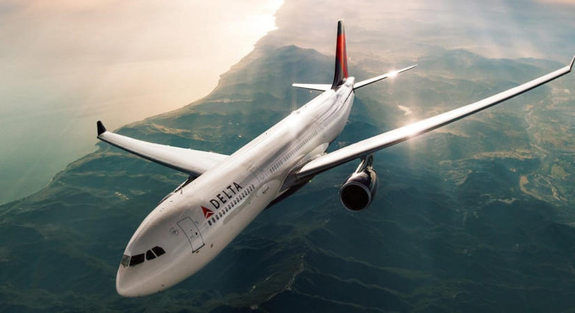 iPhone esett a Boeing 757-es WC-jébe, le is húzta a tulajdonos